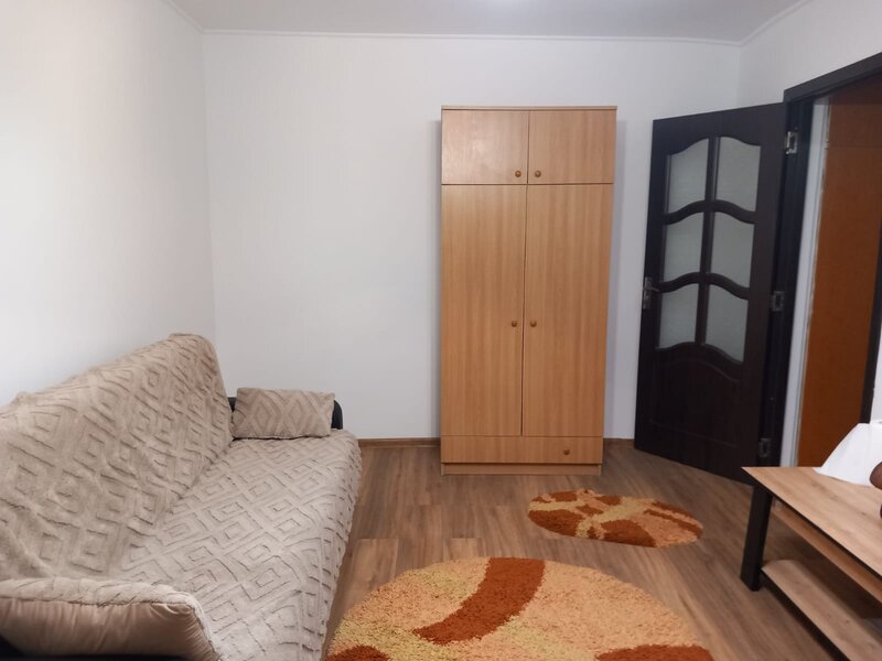 Piata Sudului, Oltenitei, strada Anton Bacalbasa.