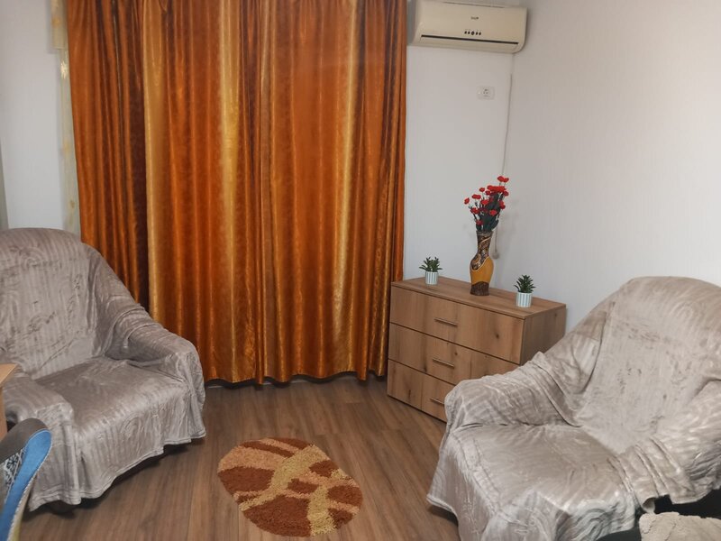 Piata Sudului, Oltenitei, strada Anton Bacalbasa.