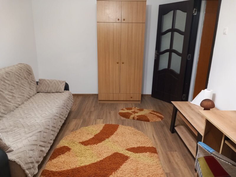 Piata Sudului, Oltenitei, strada Anton Bacalbasa.