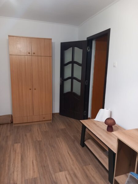 Piata Sudului, Oltenitei, strada Anton Bacalbasa.